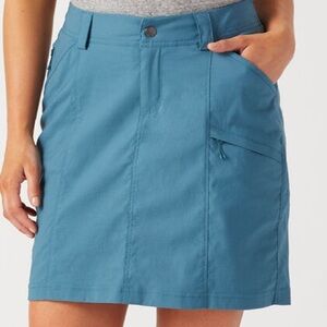 Women’s Blue Green Duluth Skort
